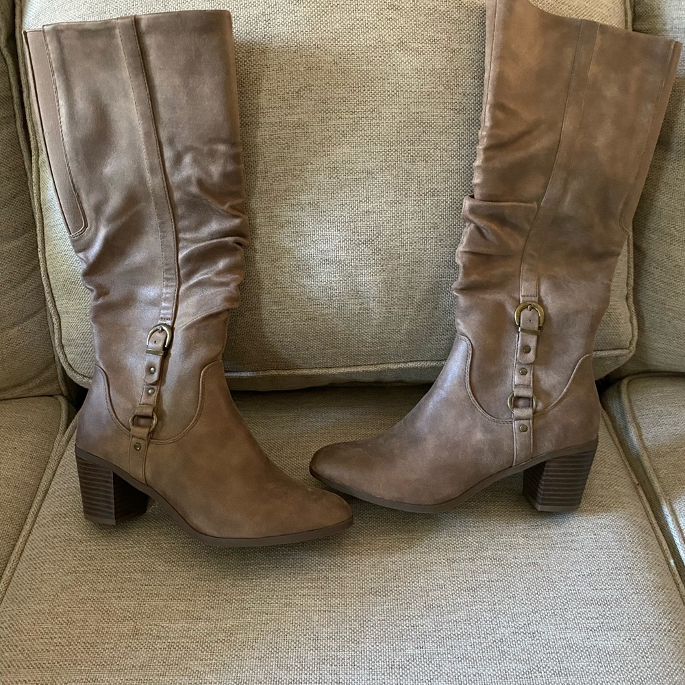 Kim Rogers Oster Taupe Tall boots